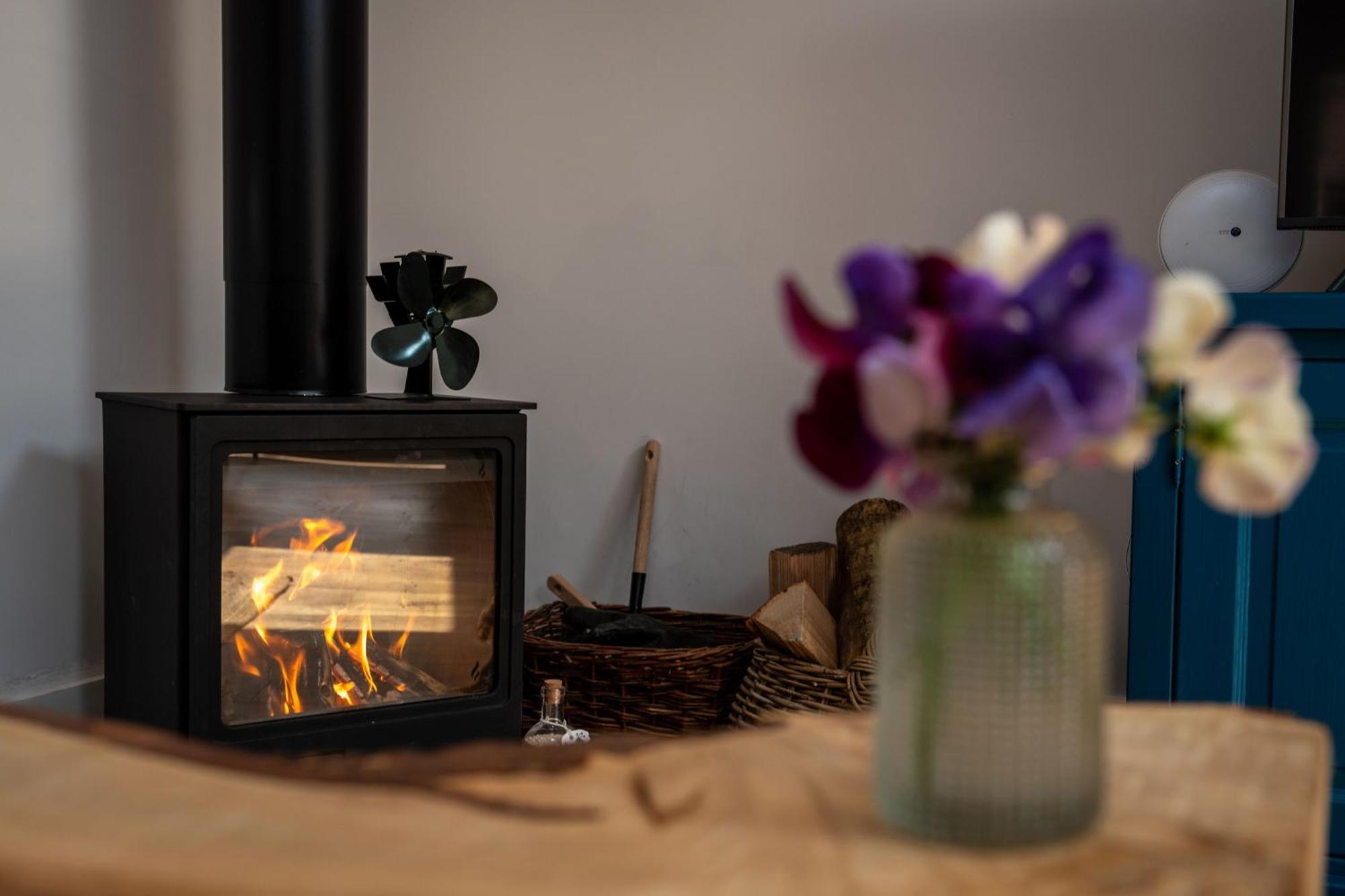 Little Willow Bank - 1 Bed Luxury Apartment Between Salisbury And The New Forest Kültér fotó